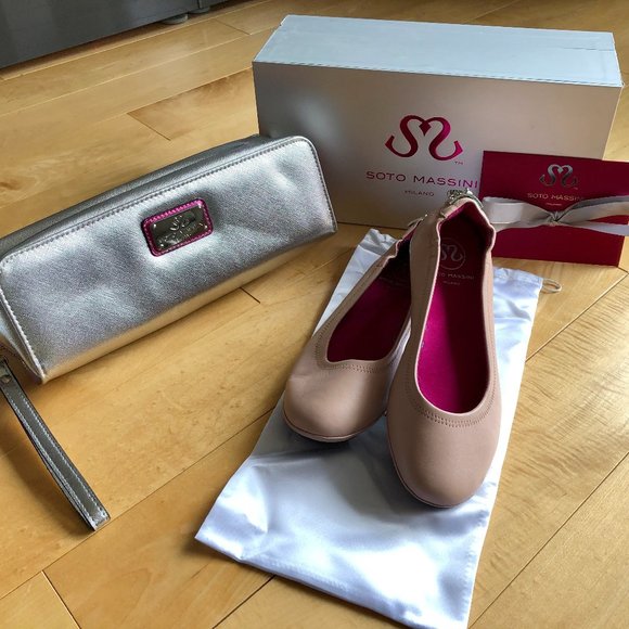 BNIB Soto Massini Nude Ballet Flats - Picture 1 of 9
